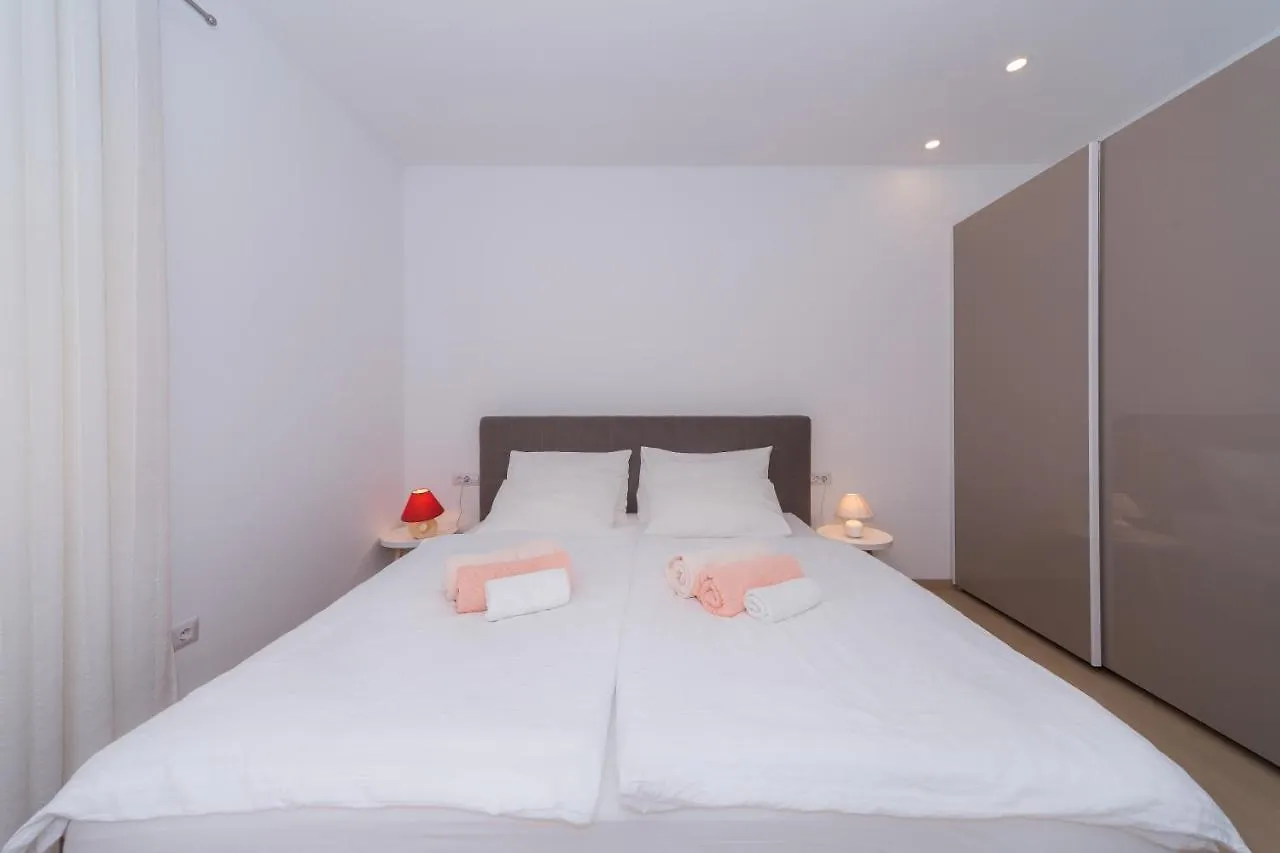 A&J Deluxe Apartment Biograd Na Moru