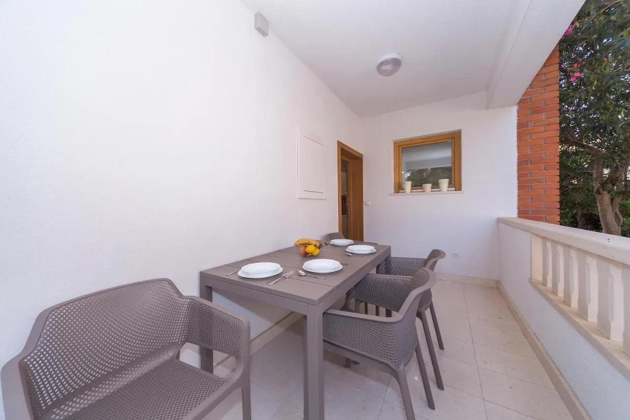 A&J Deluxe Apartment Biograd Na Moru